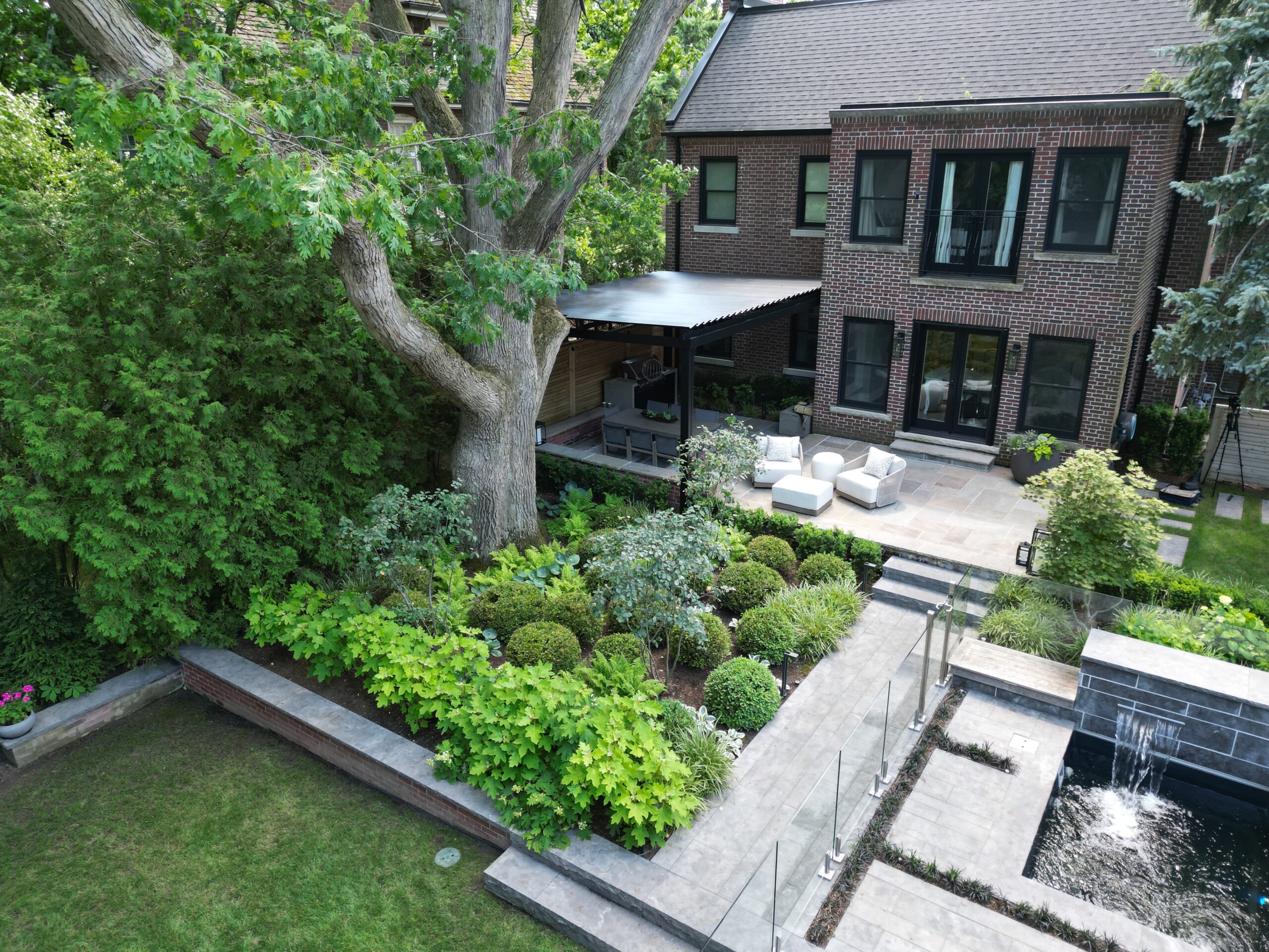 luxury backyard design toronto
